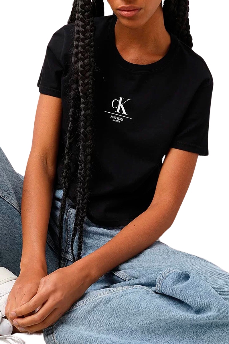Tshirt feminina Calvin Klein - Compre Online