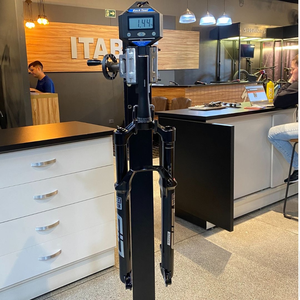 Garfo de Suspens o Rockshox Sid Ultimate Race Day 120mm Preta