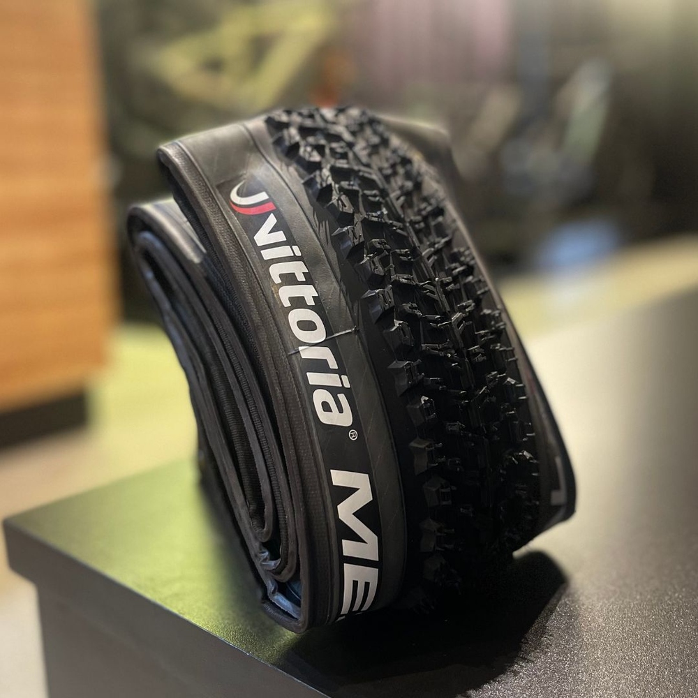 大人女性の Pneu MTB Vittoria Tubeless Mezcal XCR TNT Tubeless Preto e Cinza パーツ