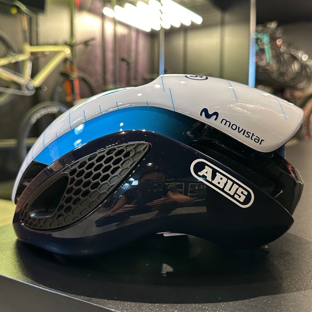 Abus gamechanger movistar team helmet on sale