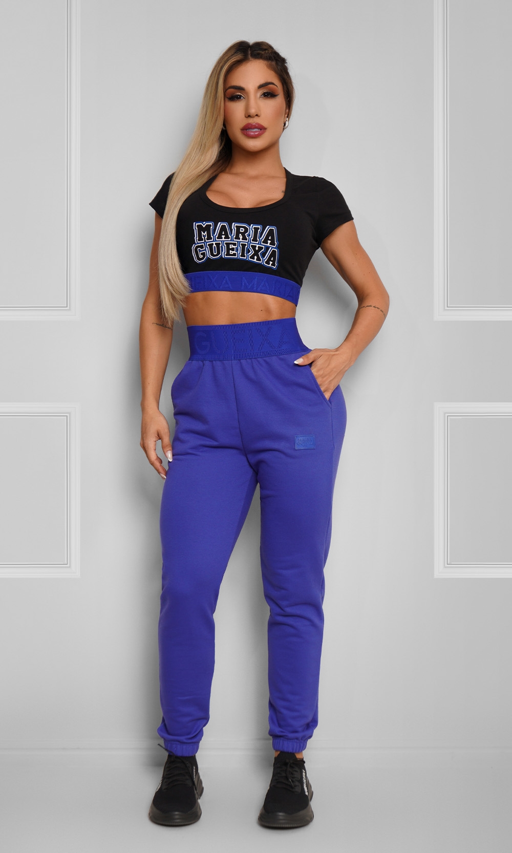 CALCA JOGGER MOLETOM MARIA GUEIXA PRETO