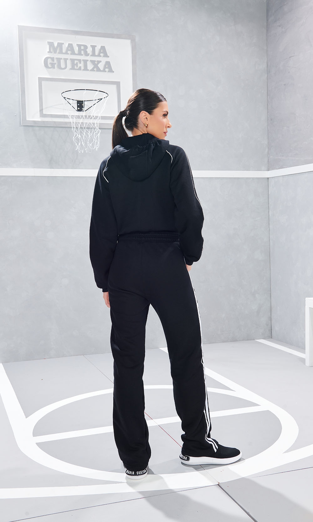 CALCA ESPORTIVA MOLETOM MARIA GUEIXA PRETO
