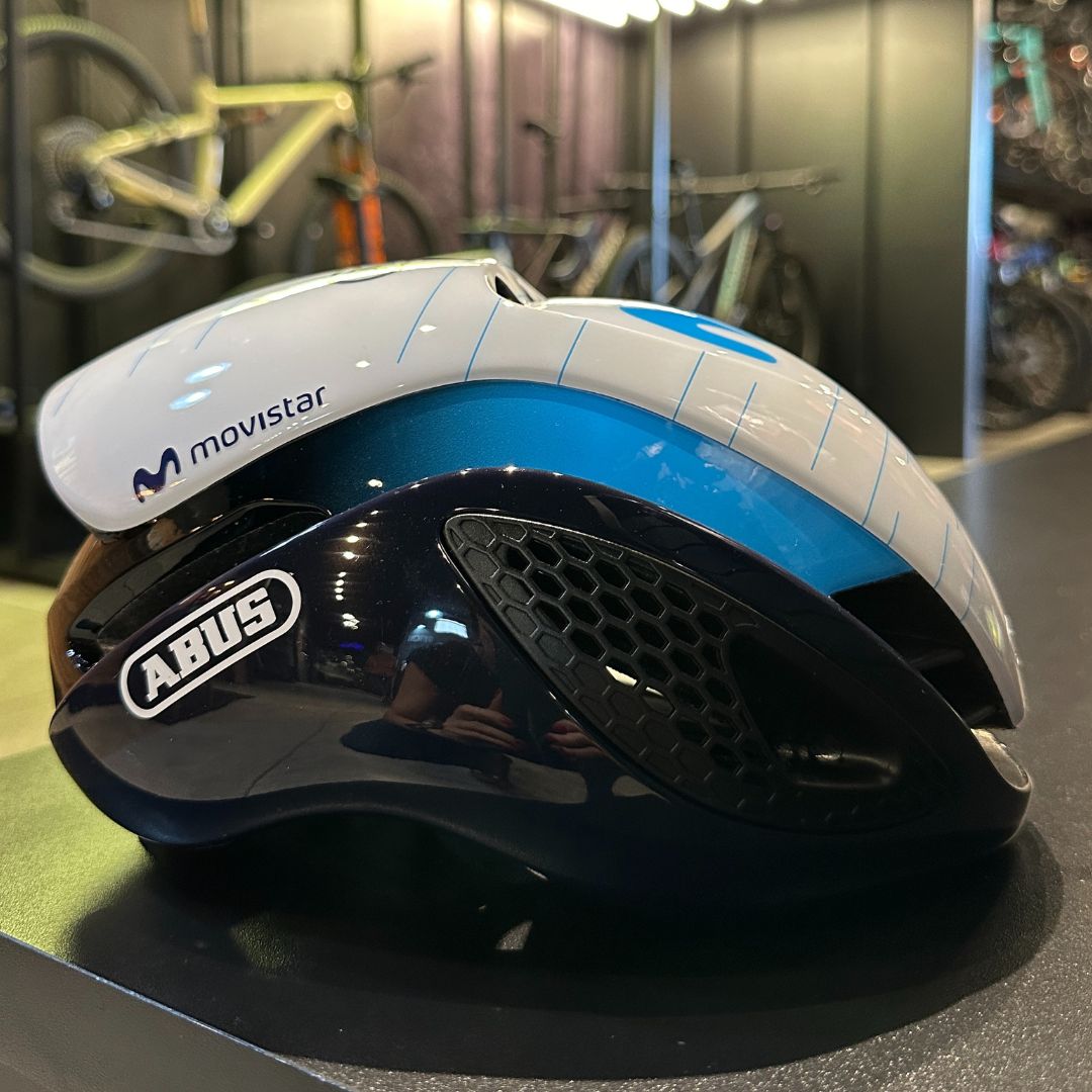 Capacete Abus GameChanger Movistar Team