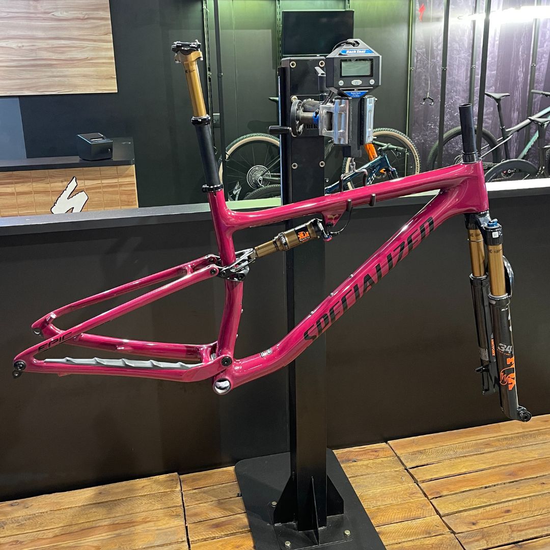 Quadro Specialized Epic Evo com Kashima Vinho