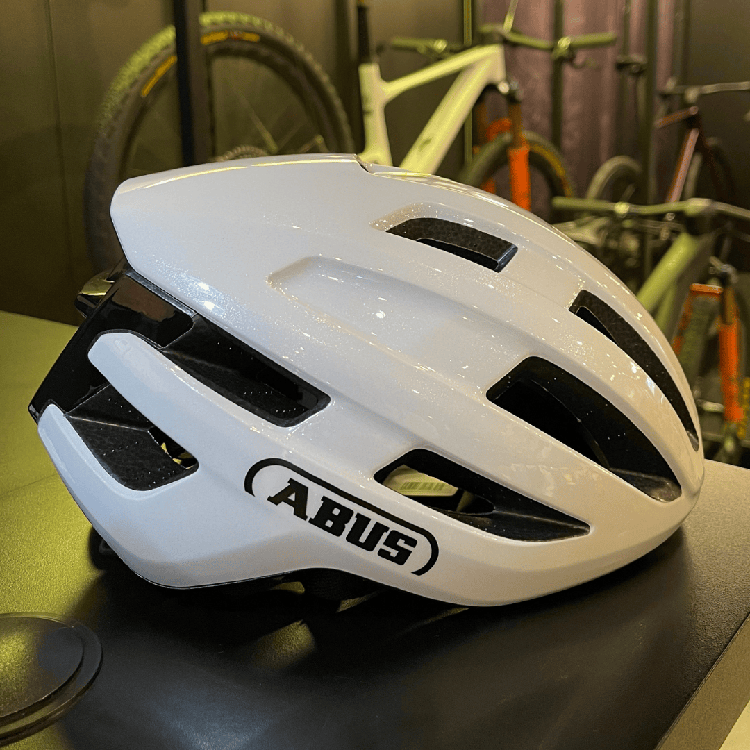 Capacete Abus Powerdome Branco Brilhante